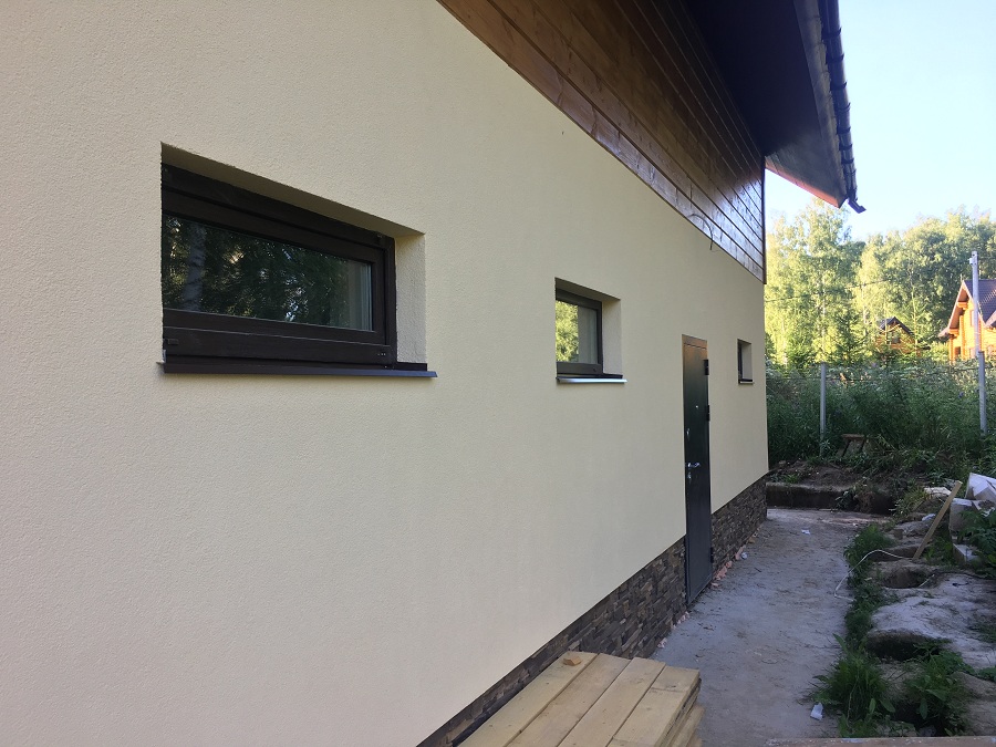 Комплексная отделка фасада двухэтажного жилого дома из блоков, фото 4